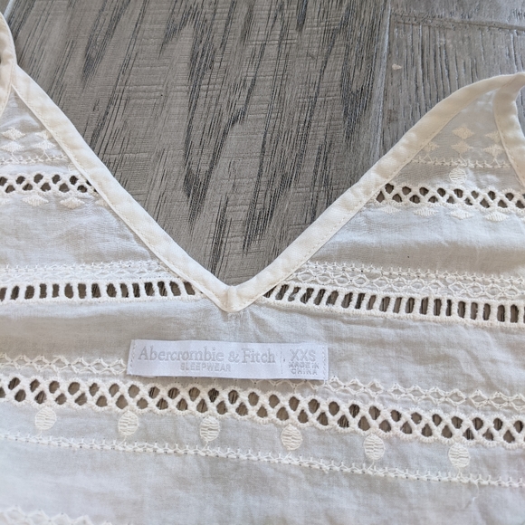 Abercrombie and Fitch Tie Up Tank - Picture 7 of 7